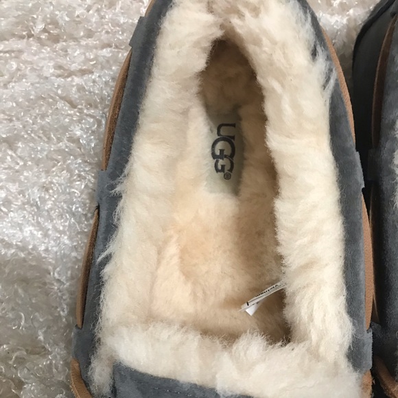 NNOB UGG Gray Suede Moccasins - Picture 3 of 8